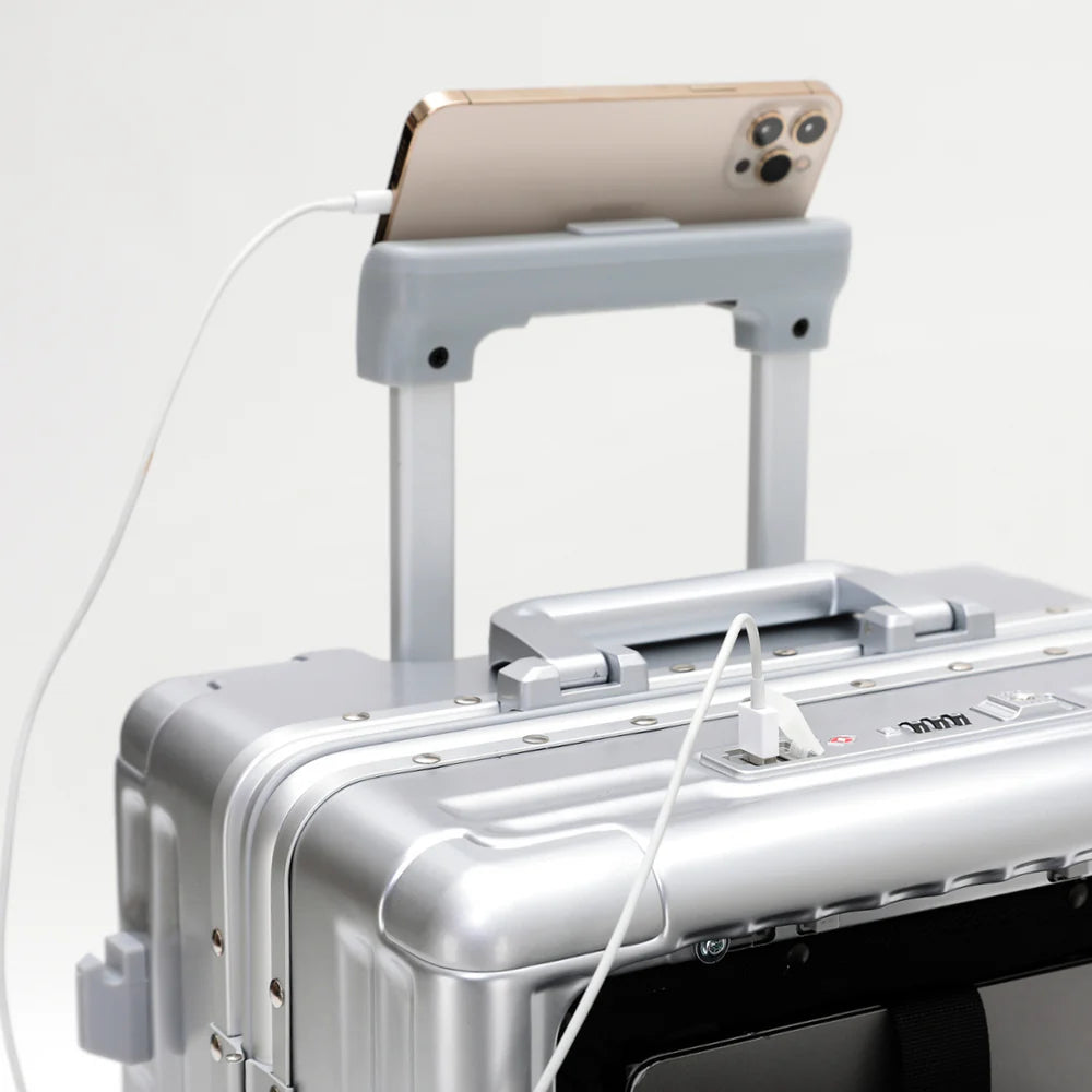 TECH Silver – Maleta de Cabina con Cargador USB/USB-C